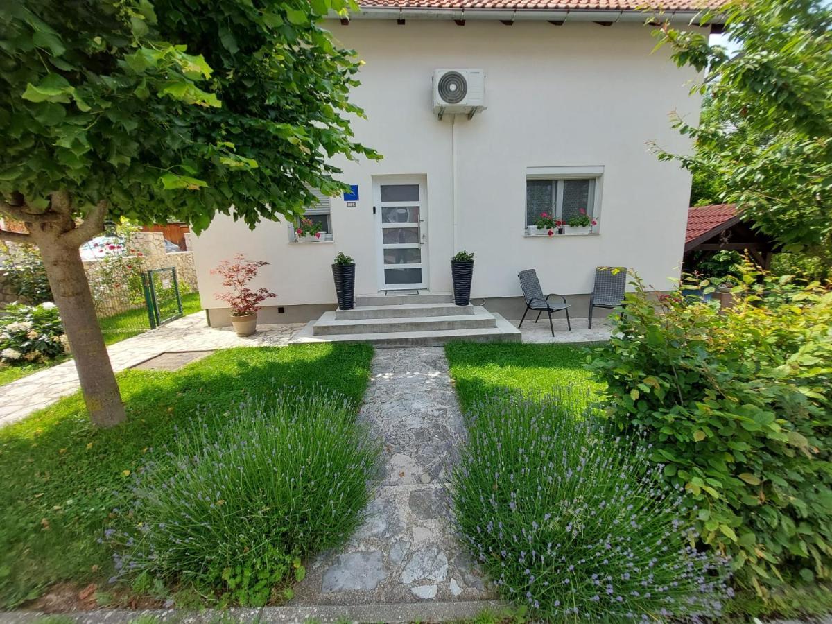 קורניצה Studio Apartman Marta מראה חיצוני תמונה